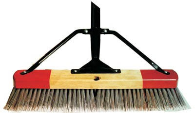 Red/Silver Push Broom 18in With Brace & HDL BR700-SR18